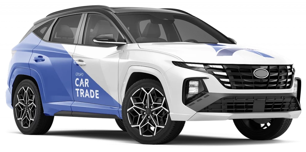 Camioneta con imagen de Grupo Car Trade